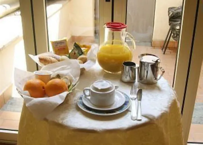 Отель Regina Margherita 3*